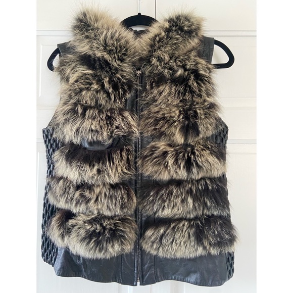 Natural Mink Gray Fur Ladies Vest Mid Length - Picture 3 of 9